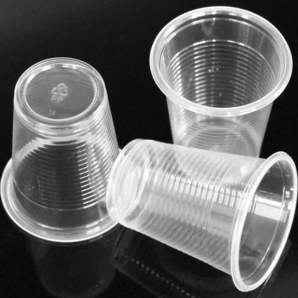 لیوان سبز pp (پارس جام ) 900 گرمی